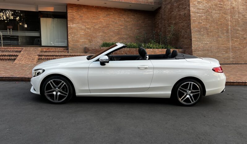 Mercedes Benz C200 Cabrio lleno